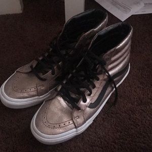 Metallic vans